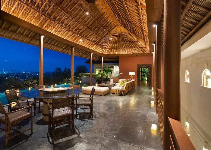 Pensión The Longhouse, - Bali 4*